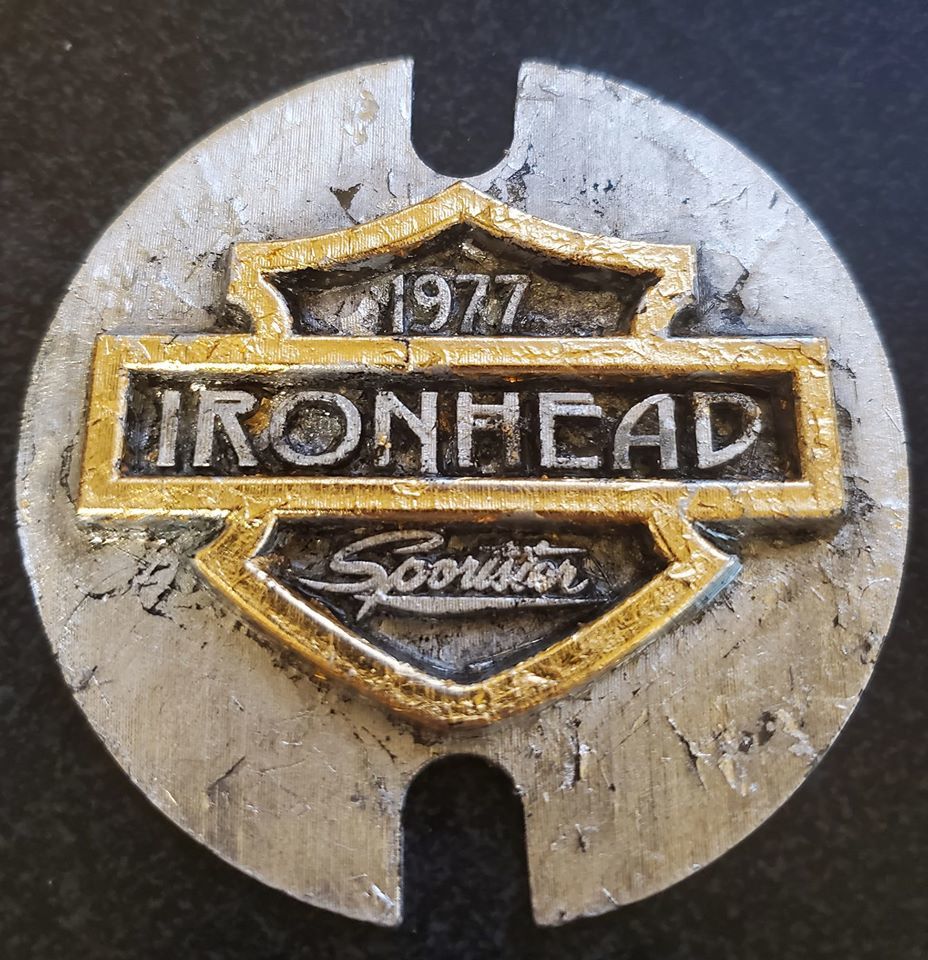 Harley Ironhead 1977 point cover
