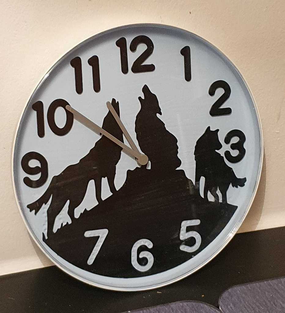 Howling wolves Tromma (Ikea) clock