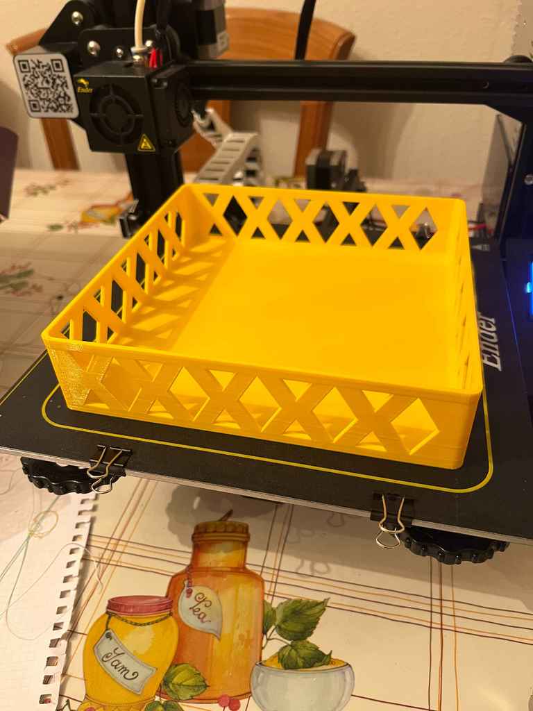 Square organizer with diamonds pattern 3D model