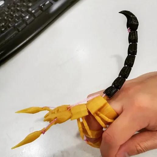 Articulated Finger Scorpion!