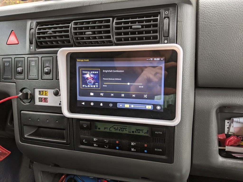 VW T4 Raspberry Pi 7" touchscreen adapter