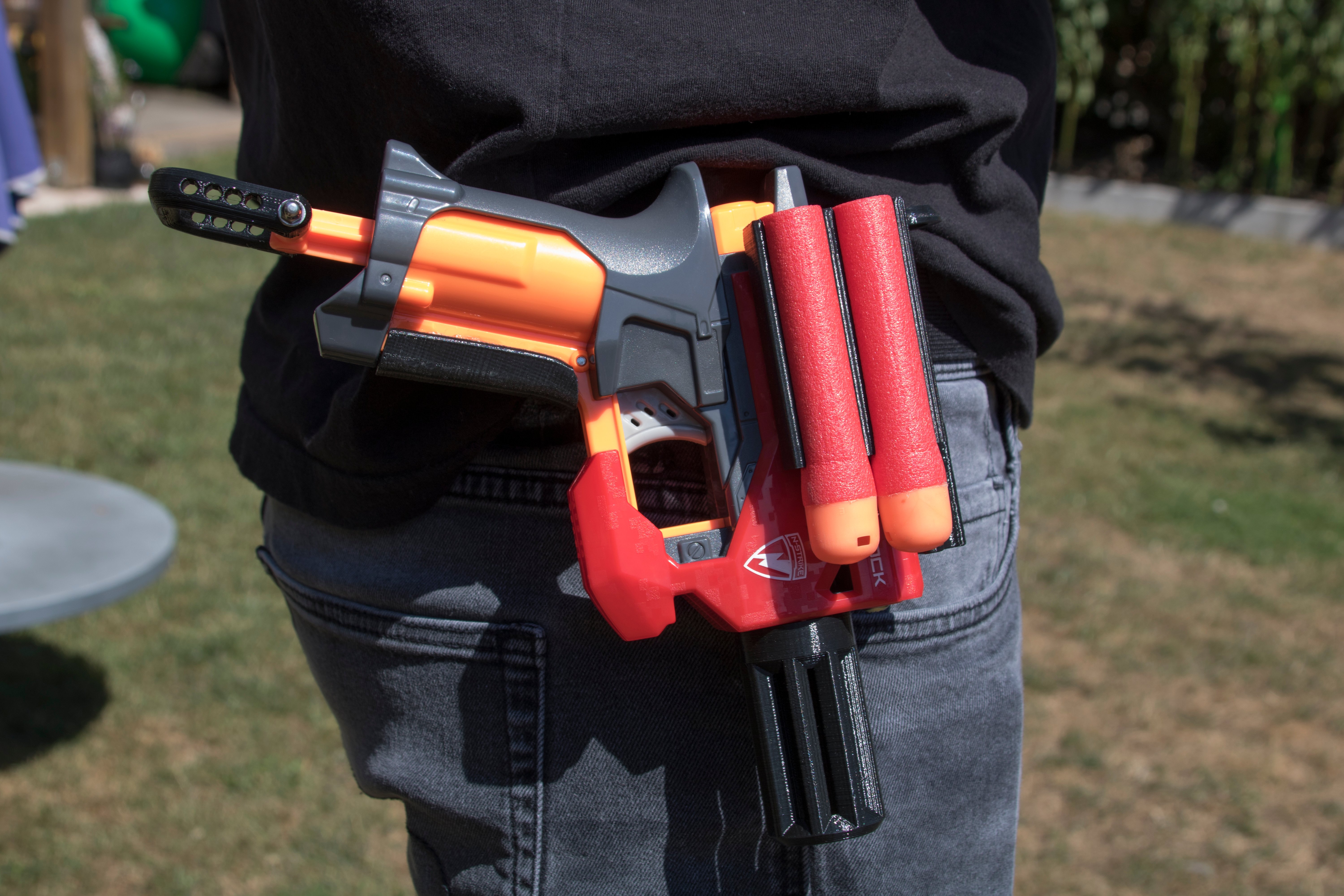 Nerf Mega Bigshock Ironsight Beltclip and Dart Holder