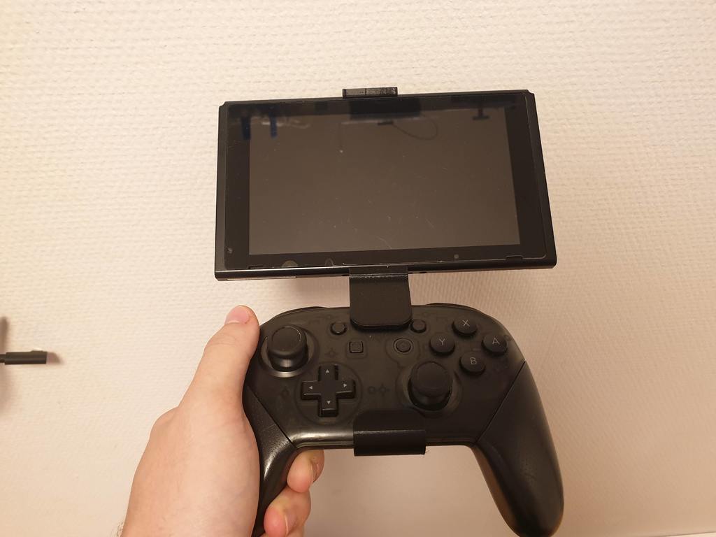 Nintendo Switch Pro Controller Mount (Phone and Switch)
