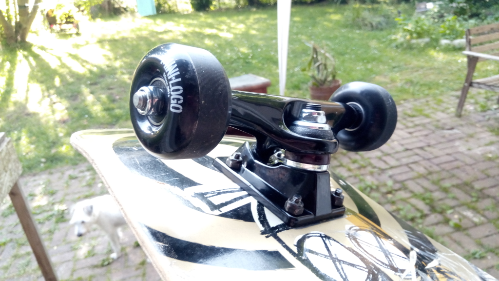 Skateboard (Top Bushings)