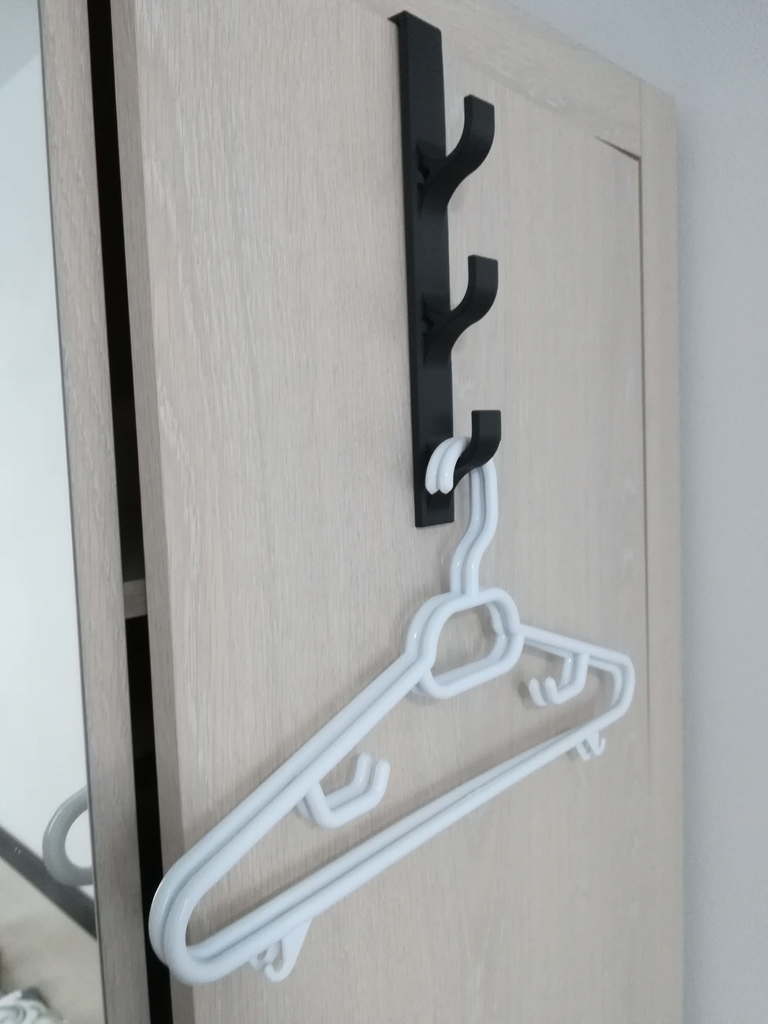 Shirt hanger hook for closet door
