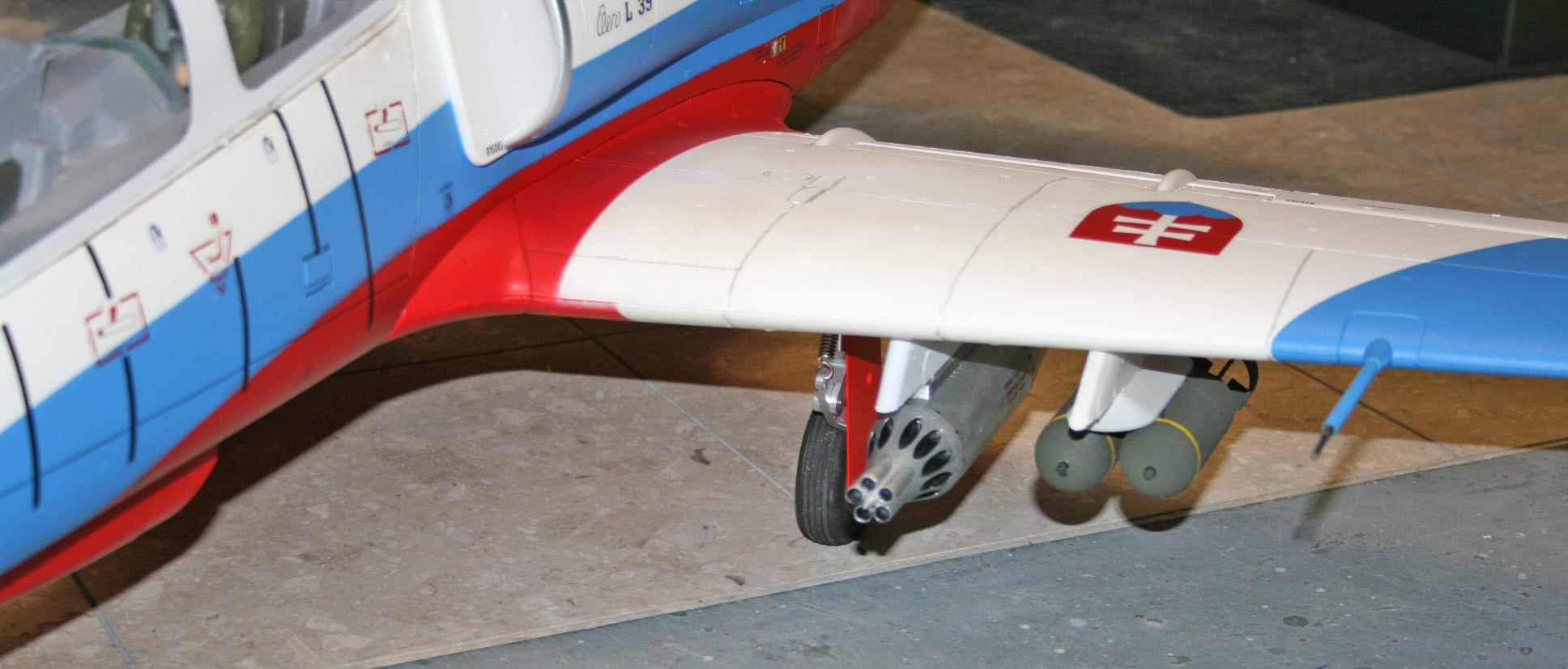L-39 Bombs and Pylon