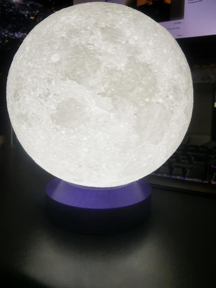 Battery operated stand for the 8 inch moon with Ikea Sekond fitting