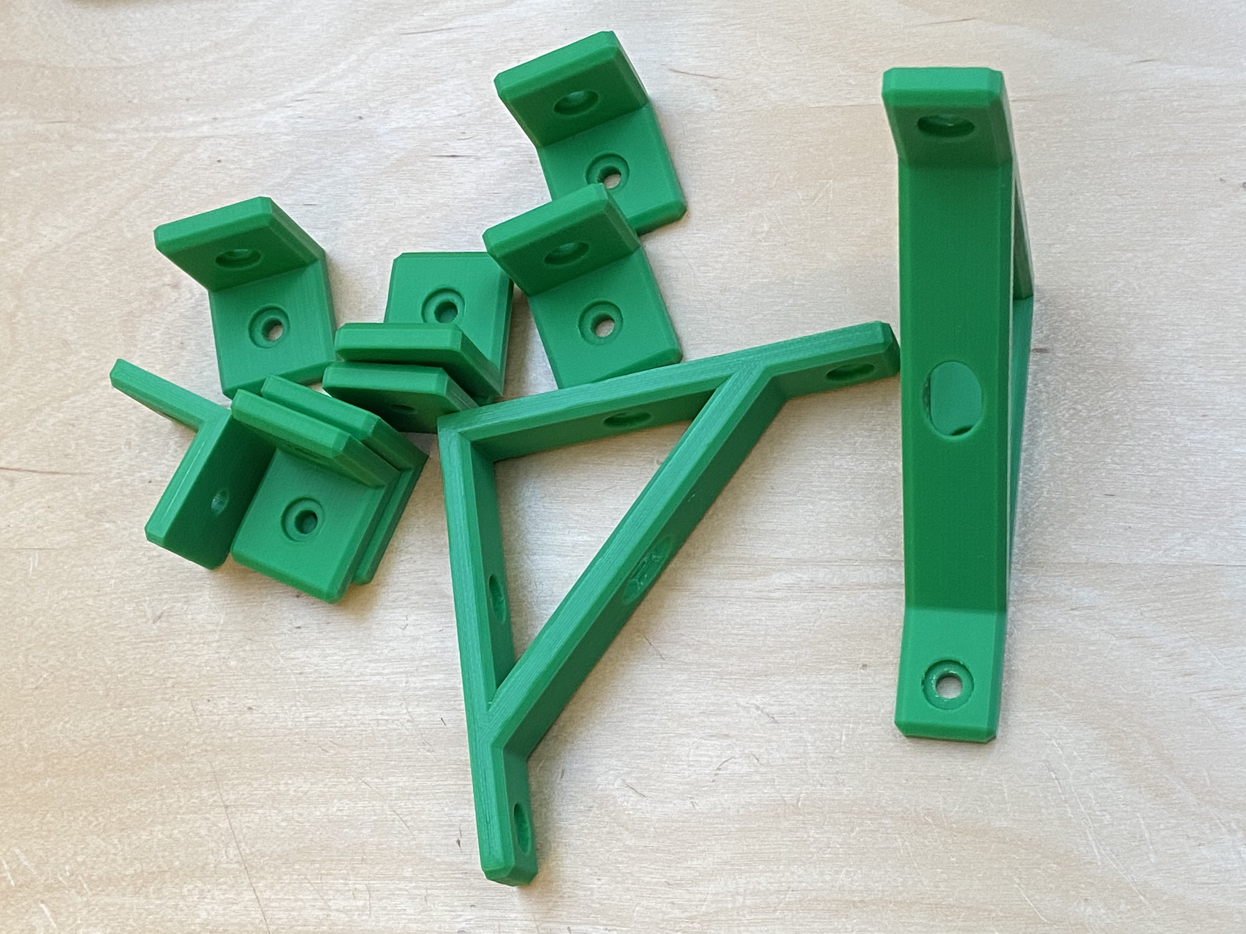 Shelf and edge brackets