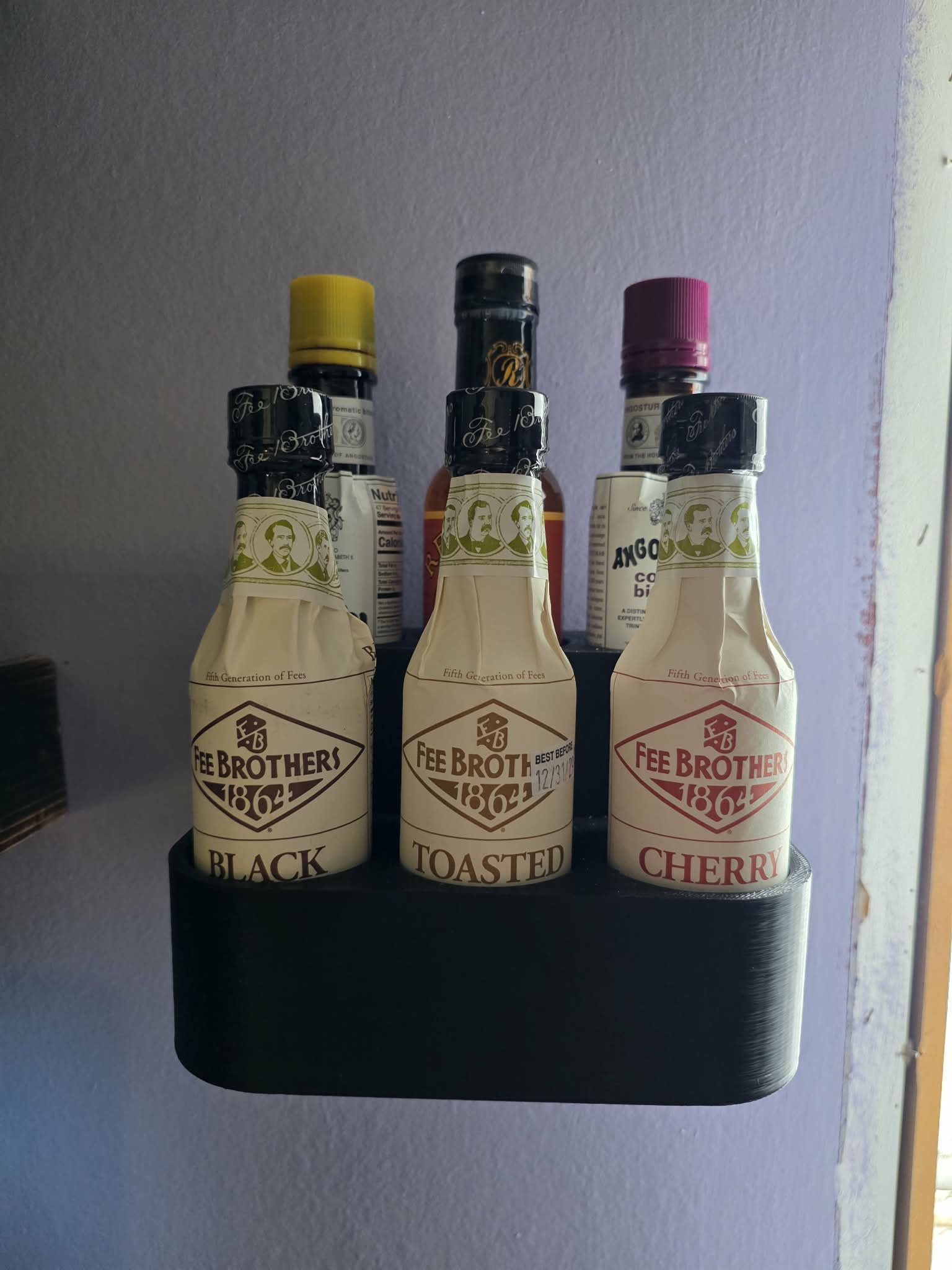 Bitters bottle caddy