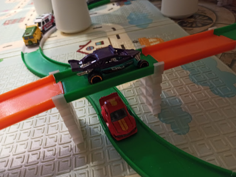 Support for Easy fit 3D tracks Hot Wheels