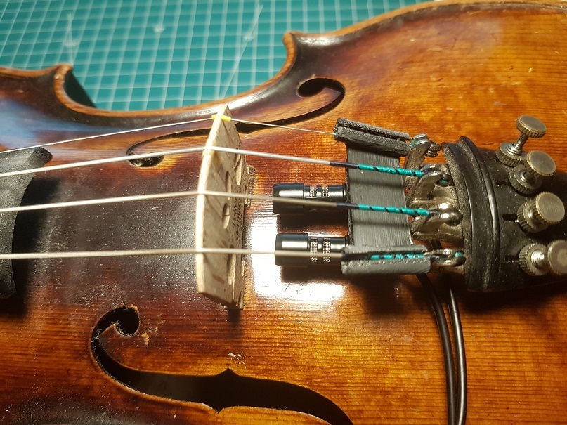 Violin microphone holder (Uchwyt skrzypcowy na mikrofon)