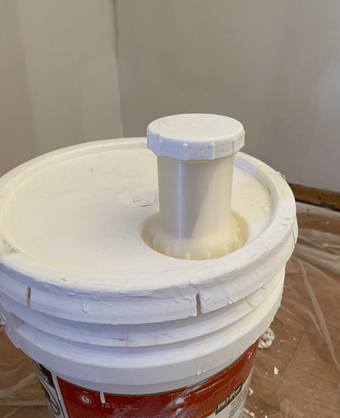 5 Gallon Paint Bucket Easy Pour Cap Extension