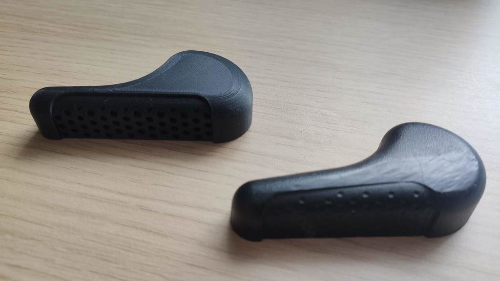Land Rover Discovery 2 - 3rd row seat handle