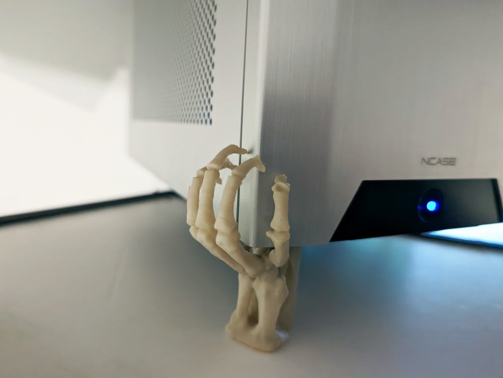 Skeleton hand (PC Case foot)
