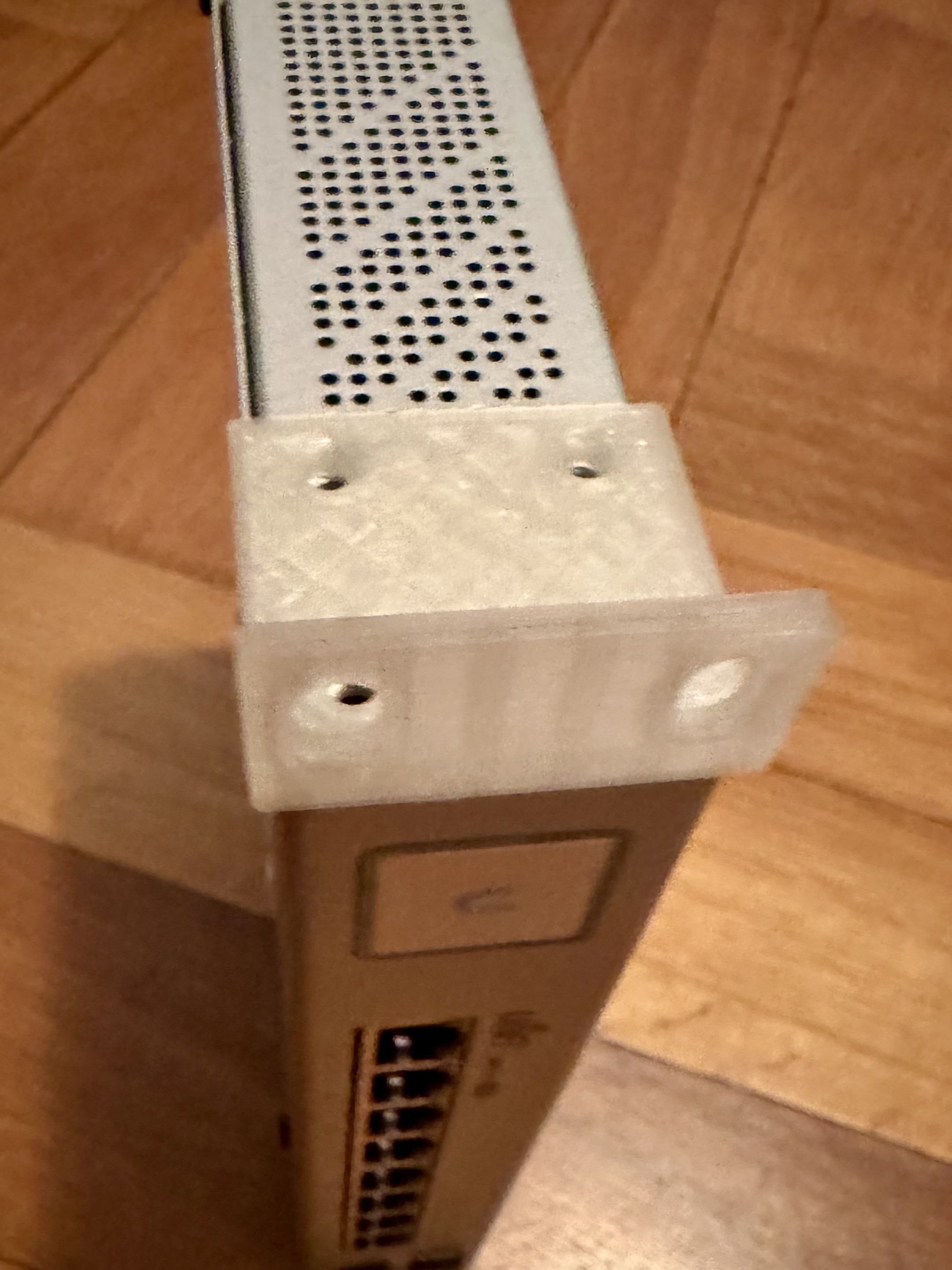 Unifi Rack Ears v2 1U and 2U