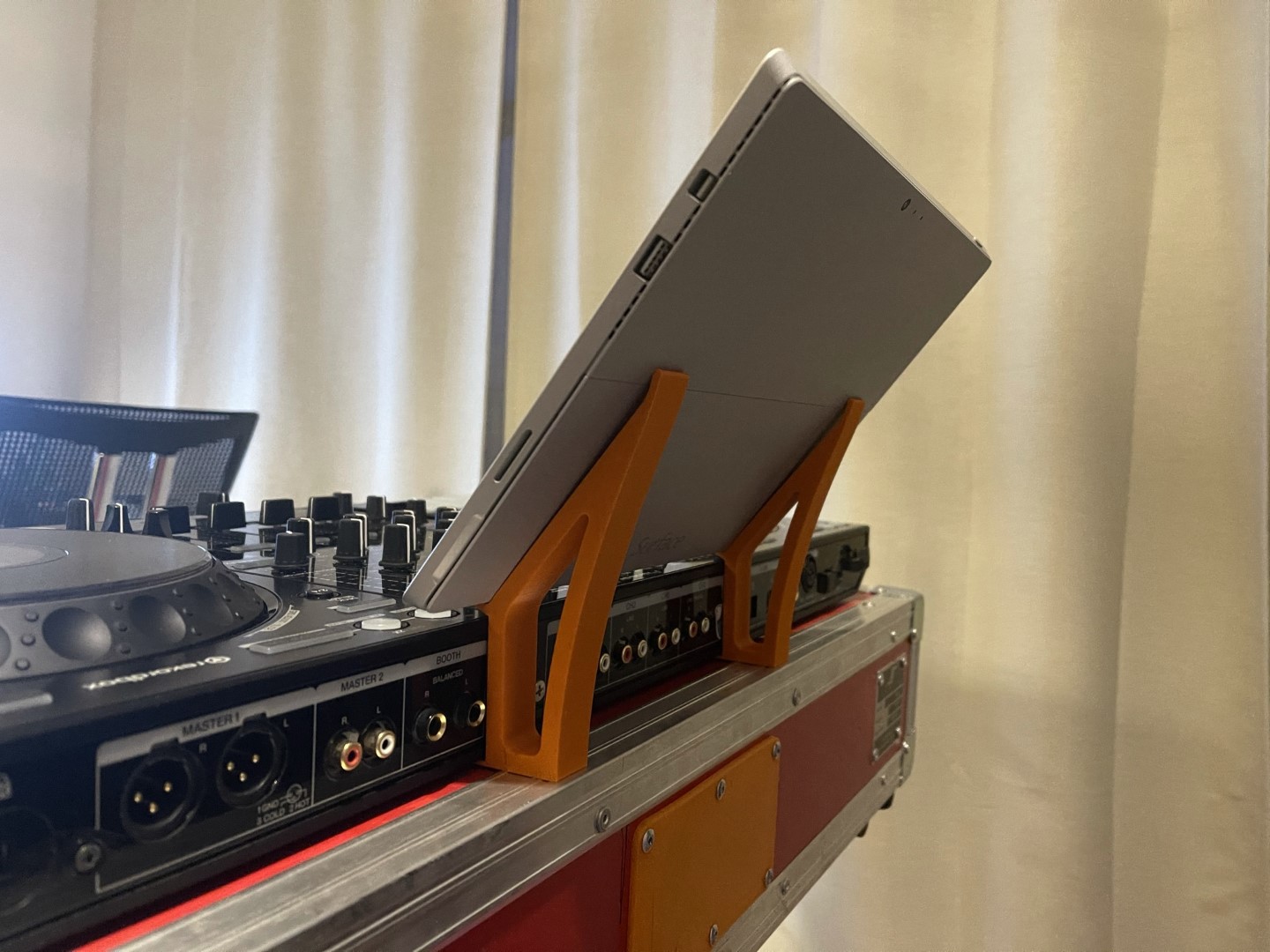 Tablet mount for Pioneer DDJ-1000
