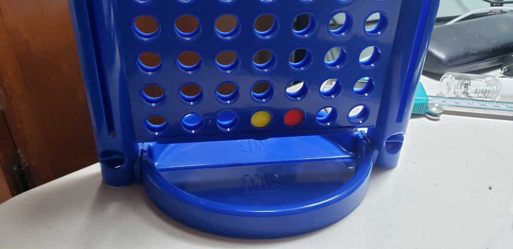 hasbro Connect Four Grab&Go replacement checker / disc