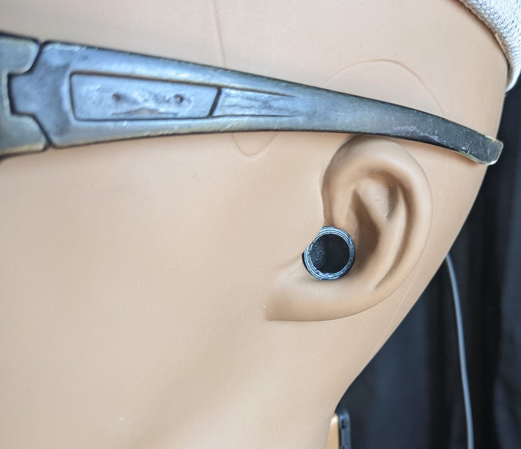 Condenser mic ear canal for binaural dummy head