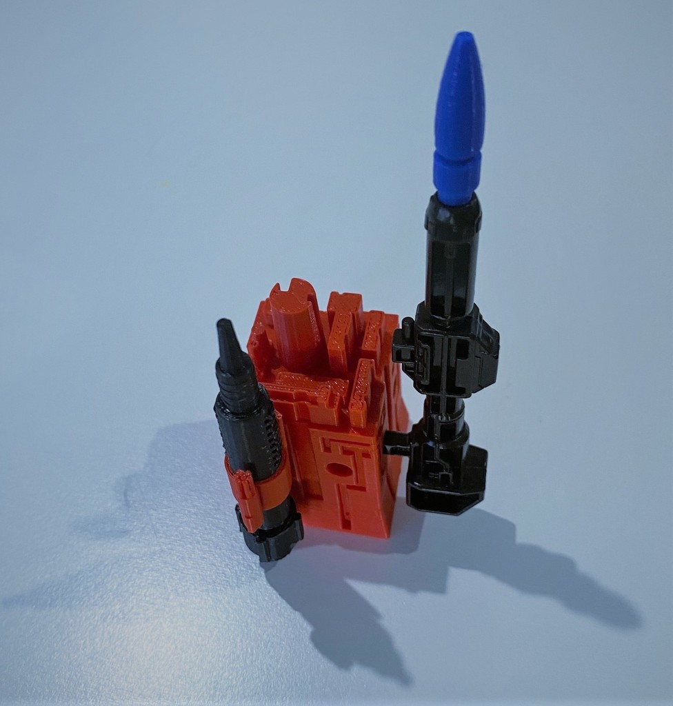 Transformers War for Cybertron Weapon Tower