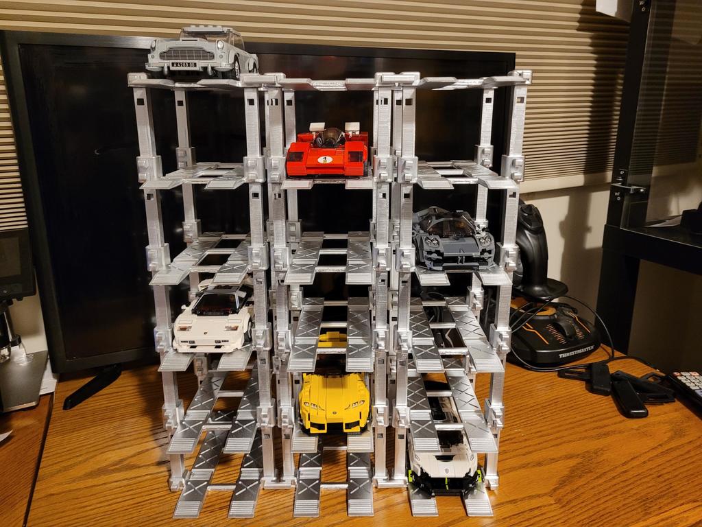Lego Speed Champions Car Lift - Unlimited Height