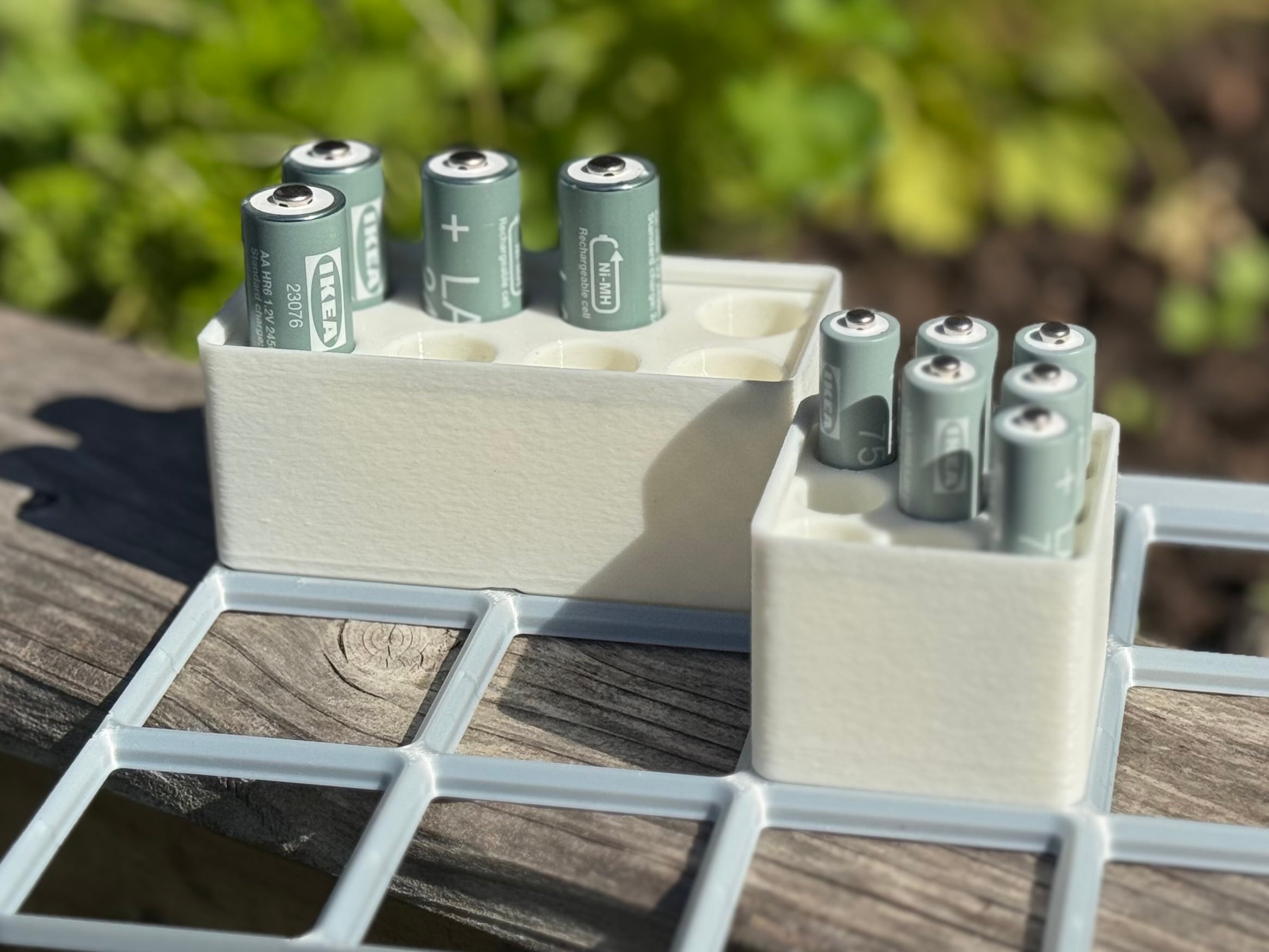 Gridfinity AA/AAA battery boxes for rechargeable batteries