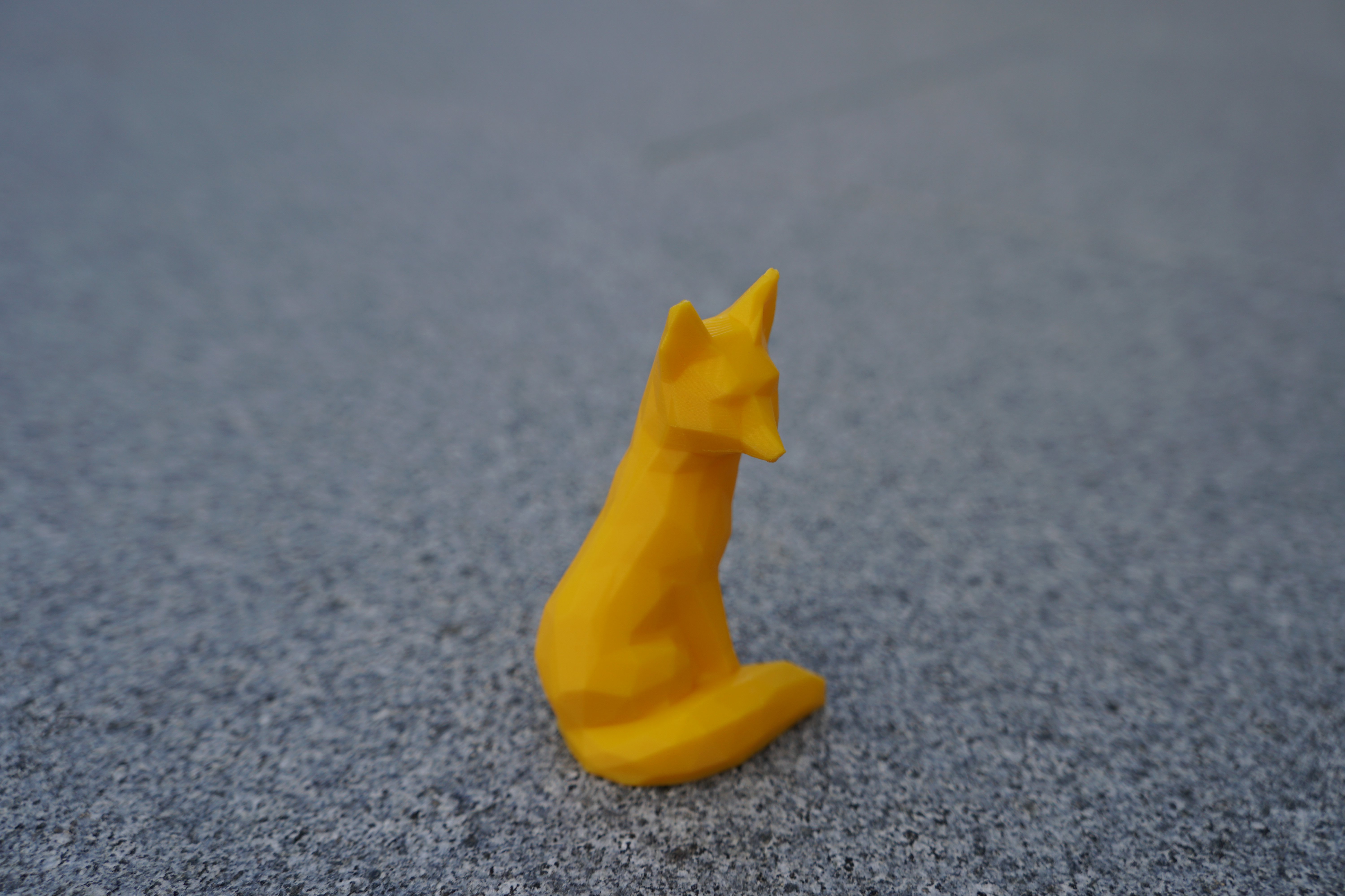 Low Poly Sitting Fox