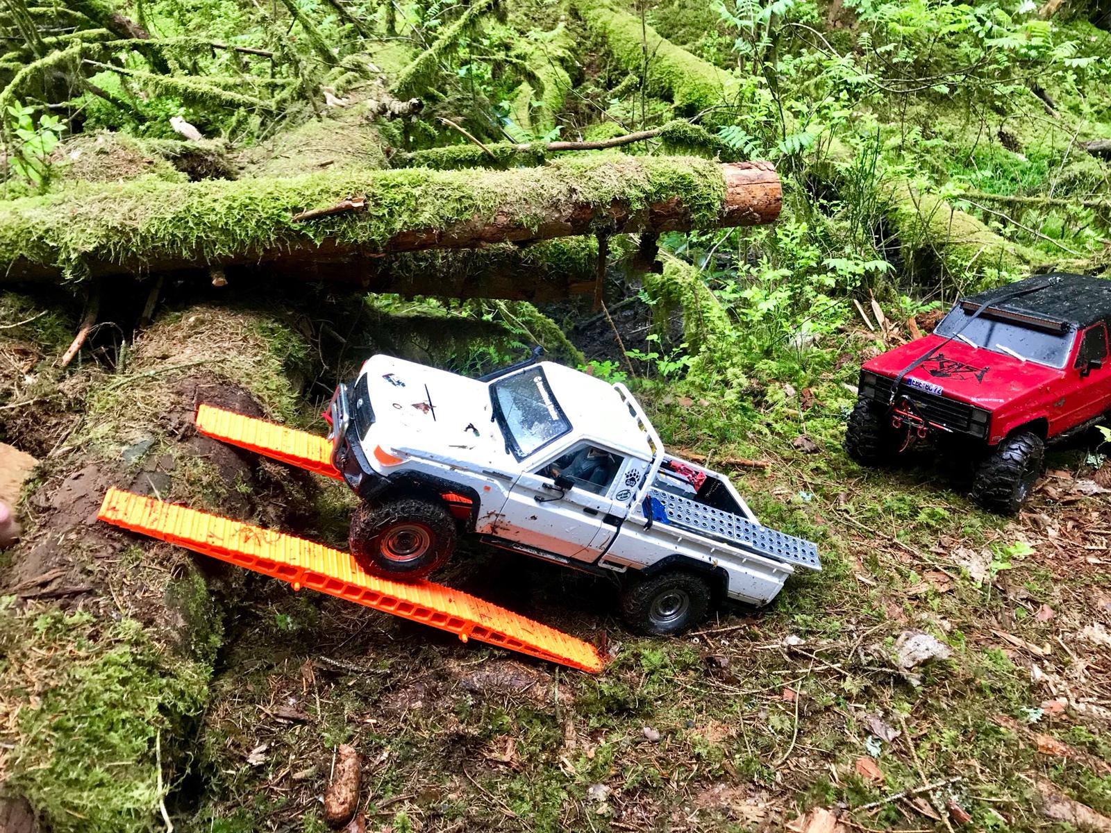Modular mobile Bridge for 1/10 and 1/8 scale RC crawler (fits to M416 trailer by ossum)b