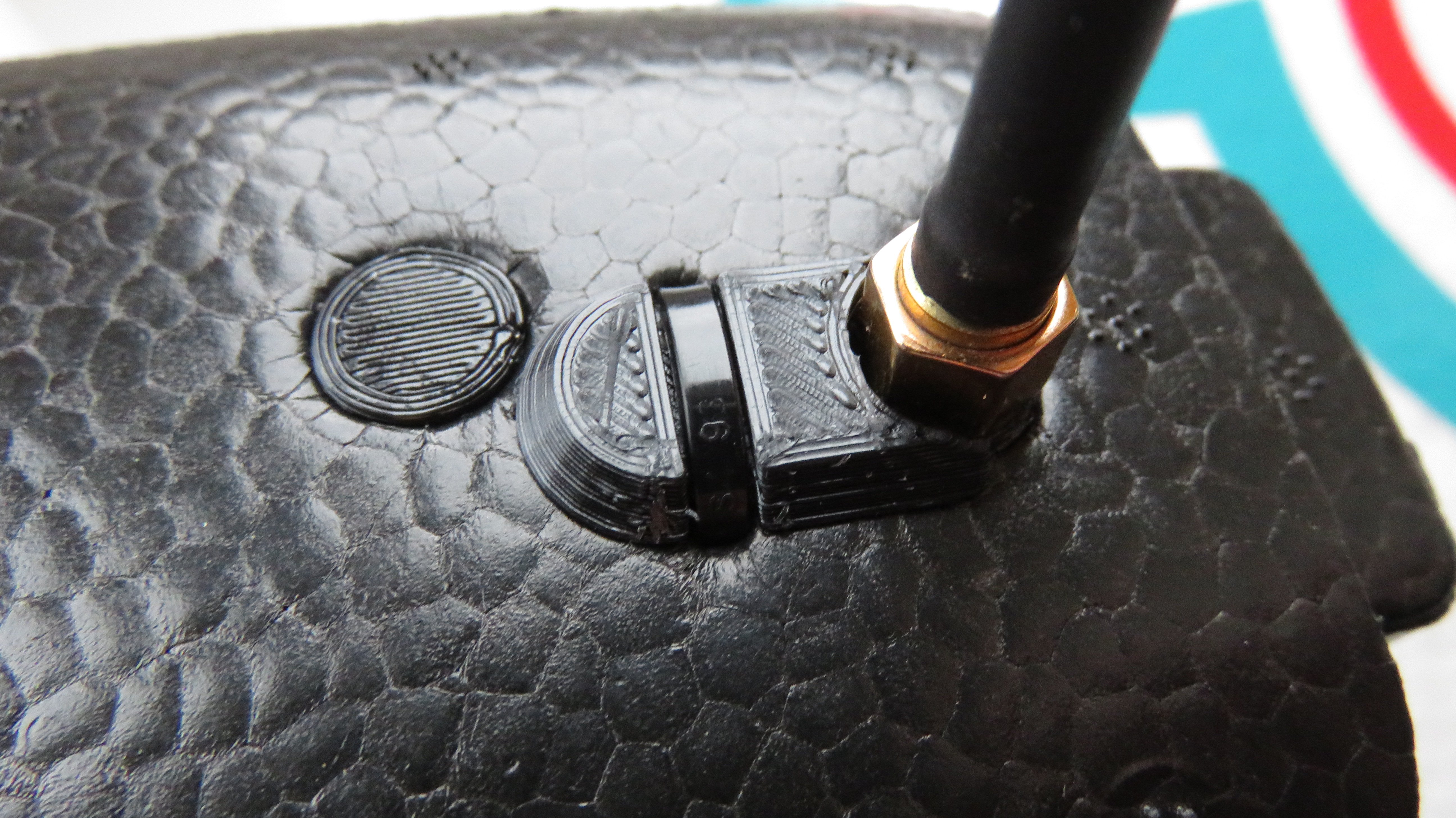 FPV Antenna 'thru' support for foam models