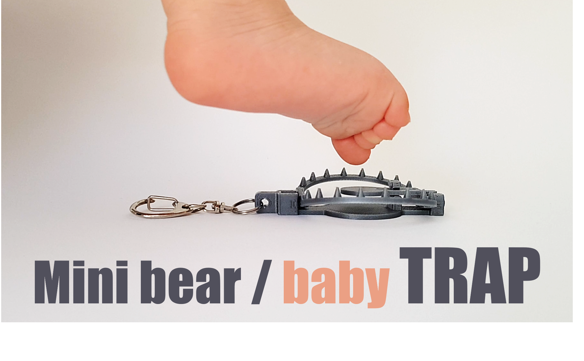 Mini bear trap keychain