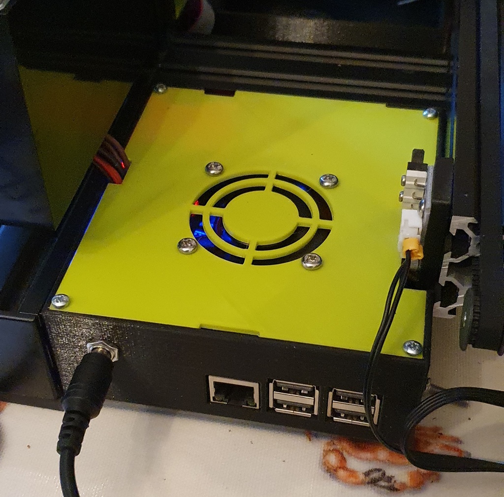 Ender 3 Raspberry Pi rear box remix with 50mm fan and OpenScad files