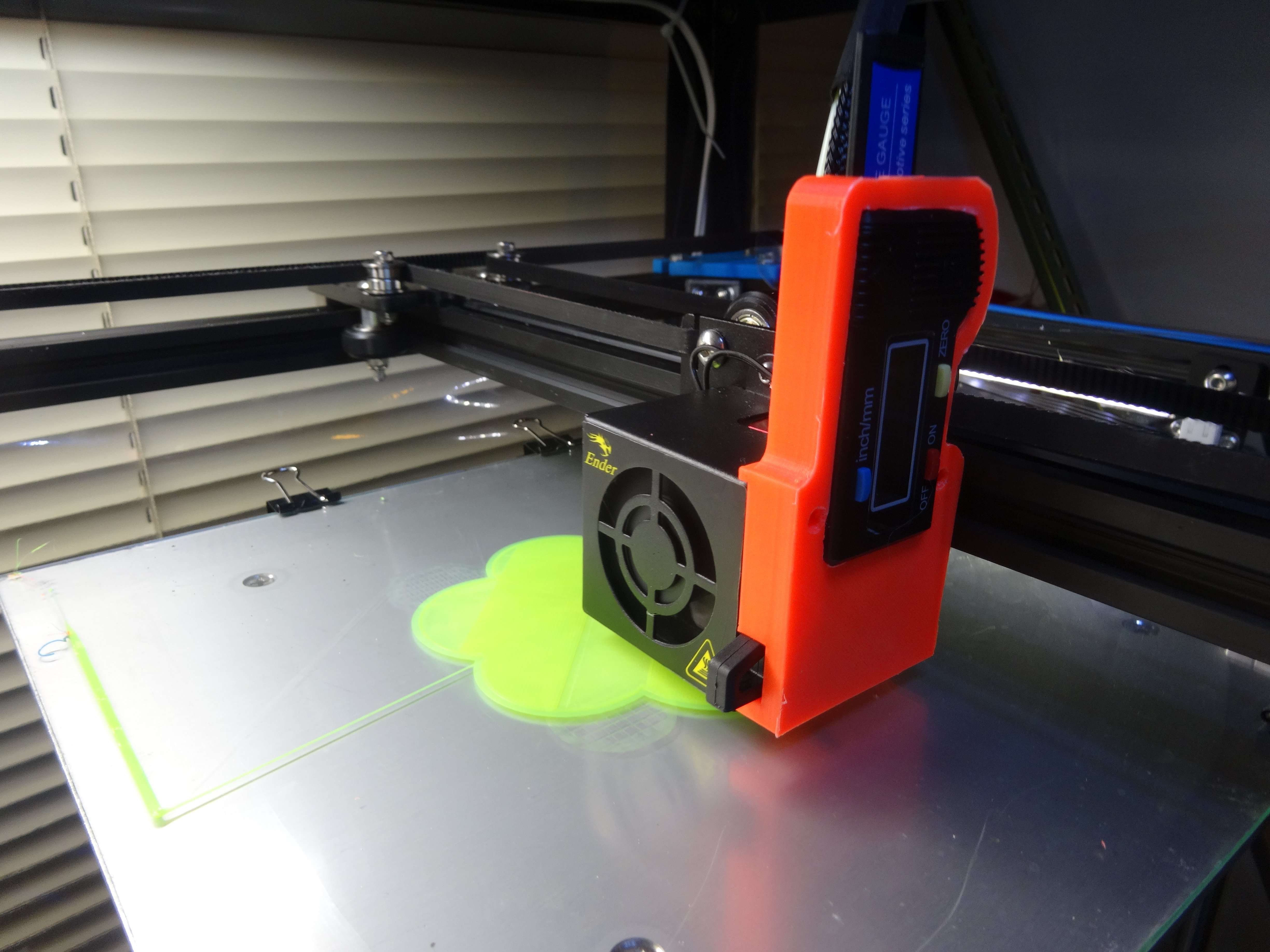 Semi-Auto bed-leveler -- Creality stock printhead mount.