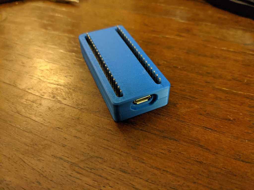 Raspberry Pi Pico Case (Pins on top)