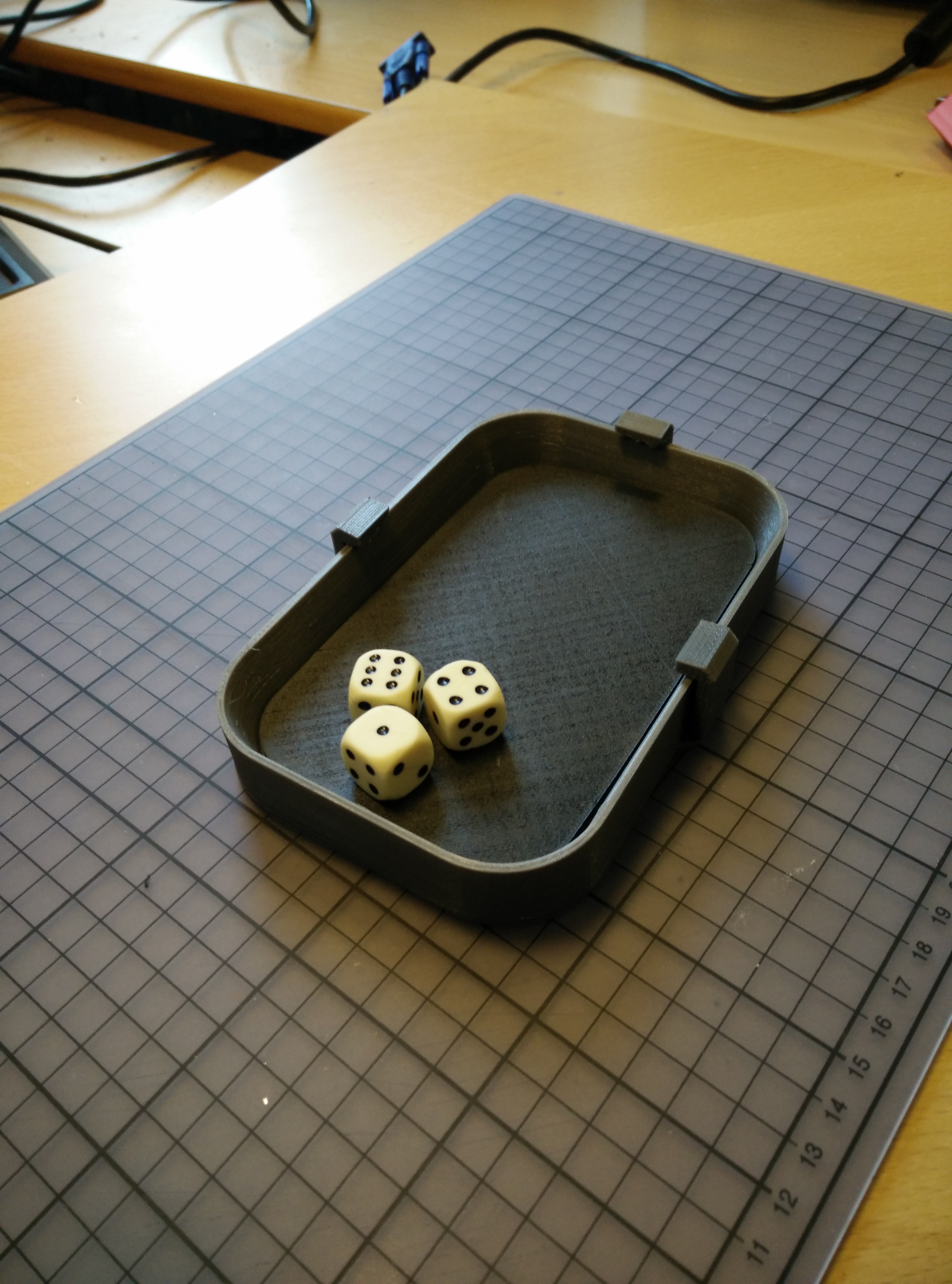 Dice tray
