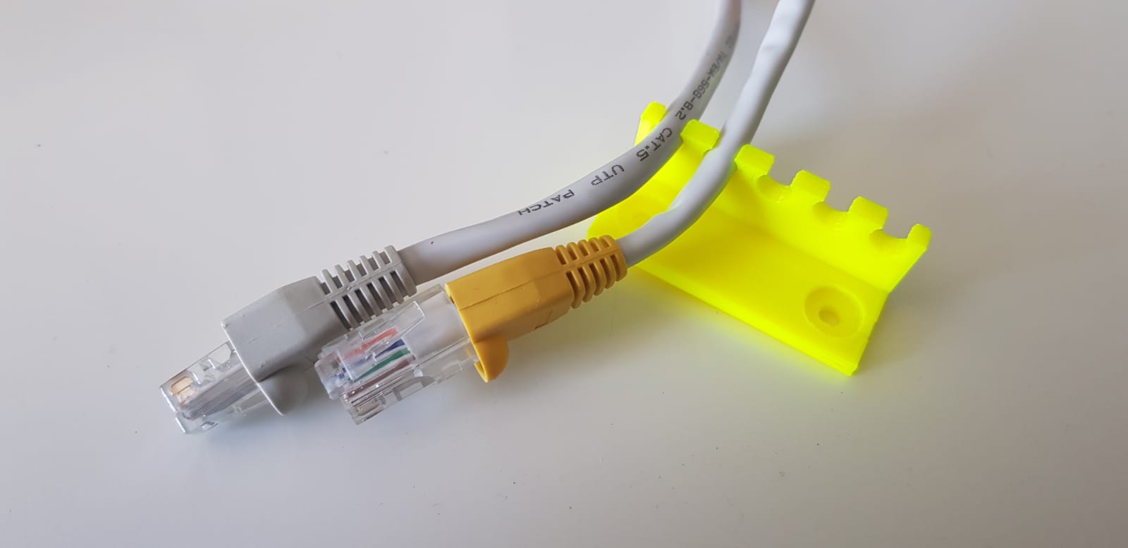 LAN cable organizer