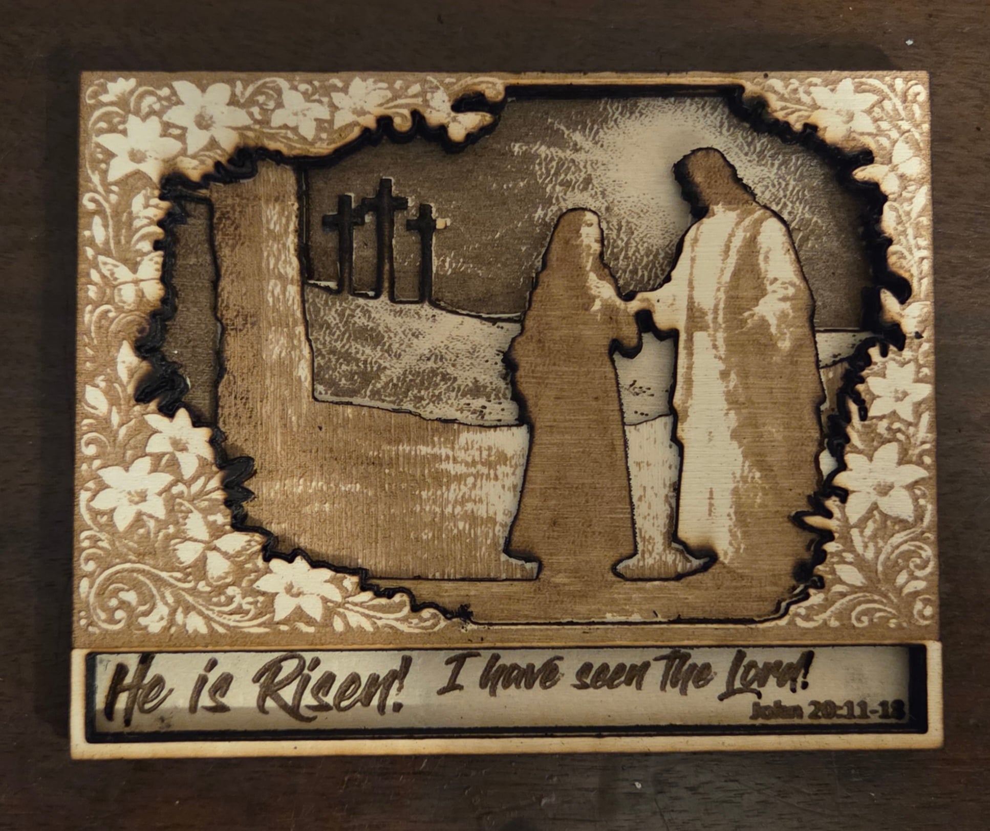 Easter diaorama of Mary Magdelene and Jesus at the tomb after the resurrection  John 20 11-18