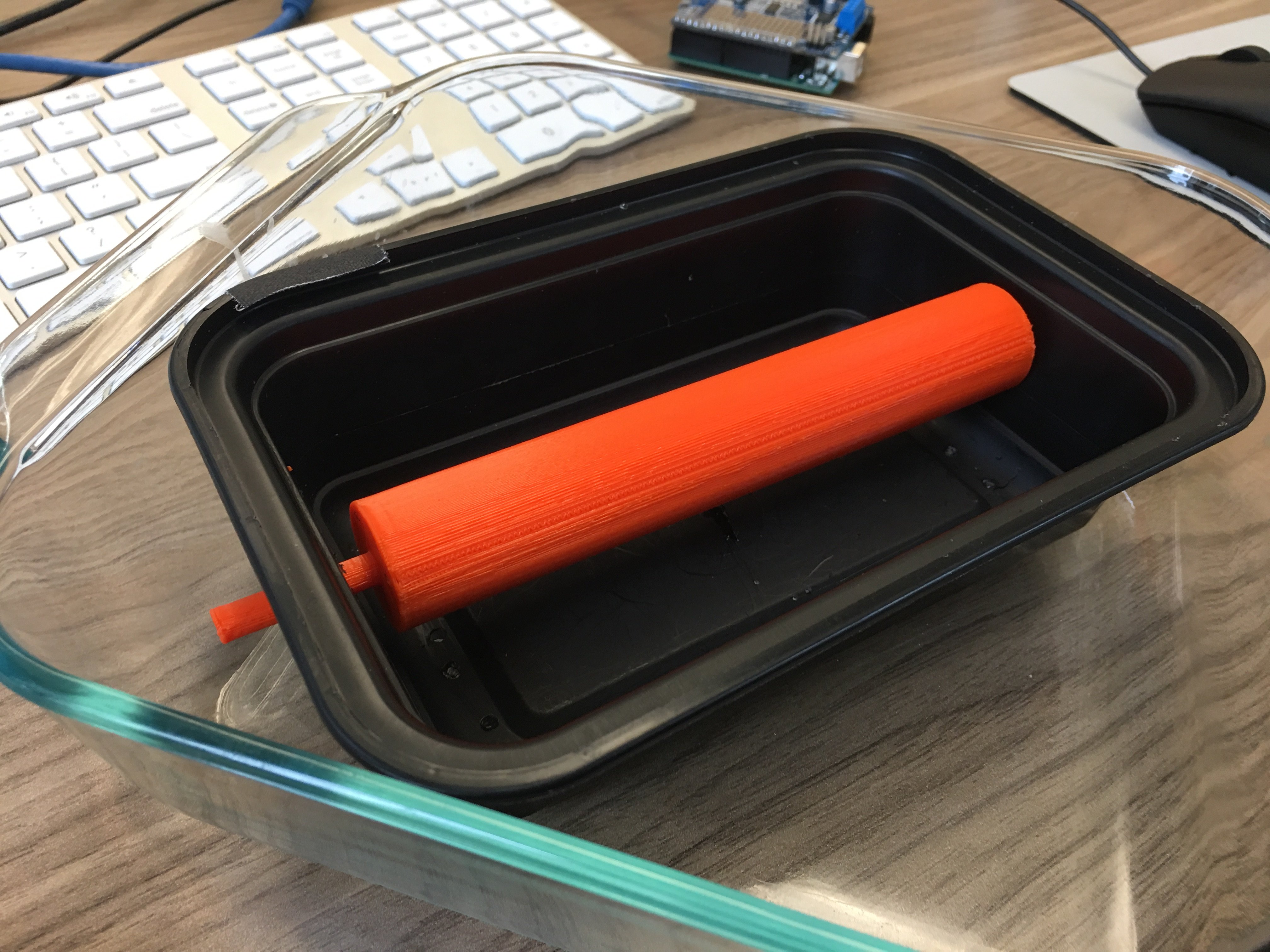 Roller that fits a take-out container