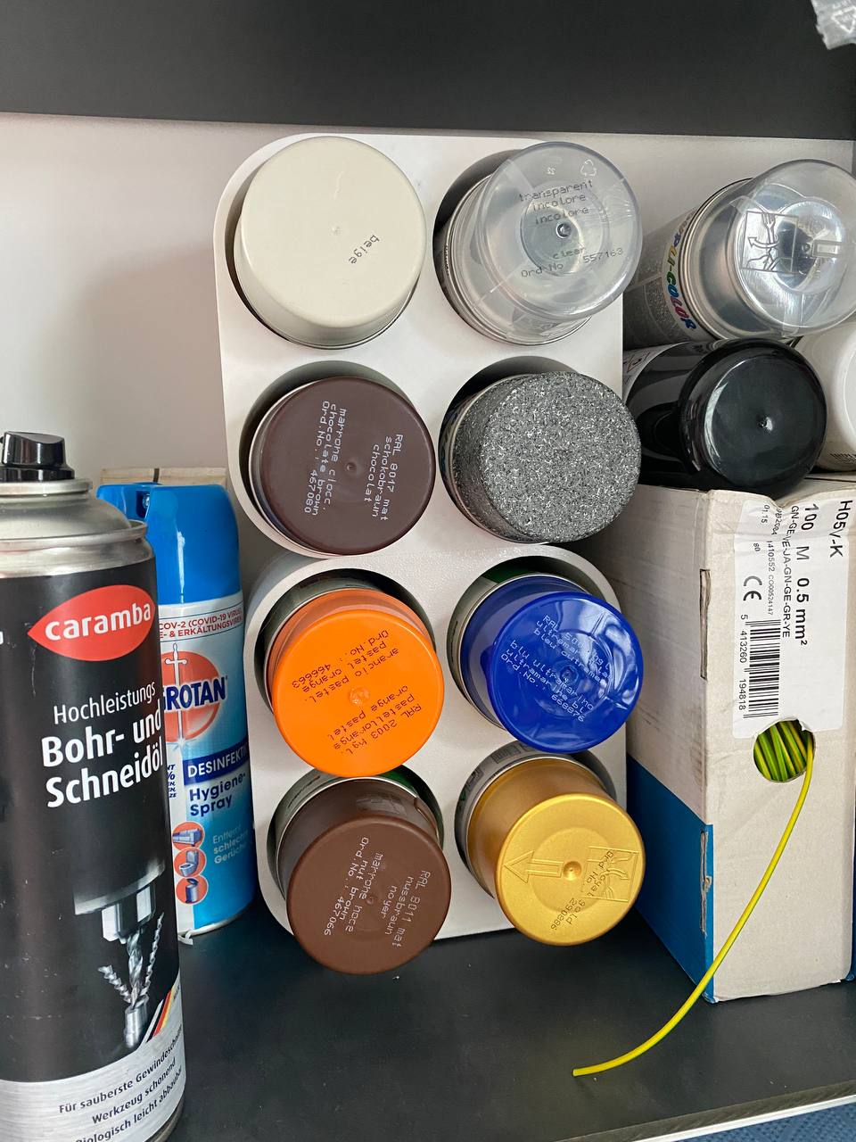 Simple Table-top Paint Can Holder