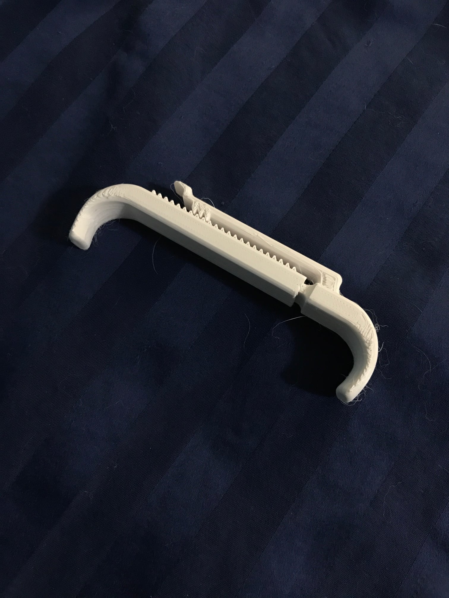 Toothed Clip/Clamp