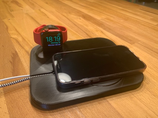 iPhone Dock for Watch and QI