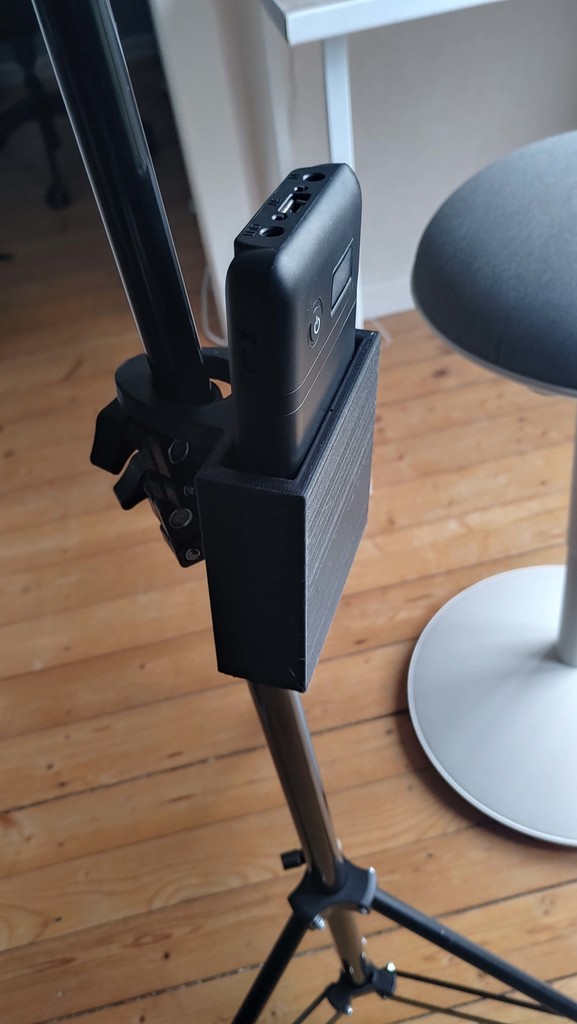 Powerbank Holder for tripods