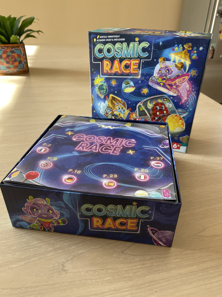 Cosmic Race boardgame insert