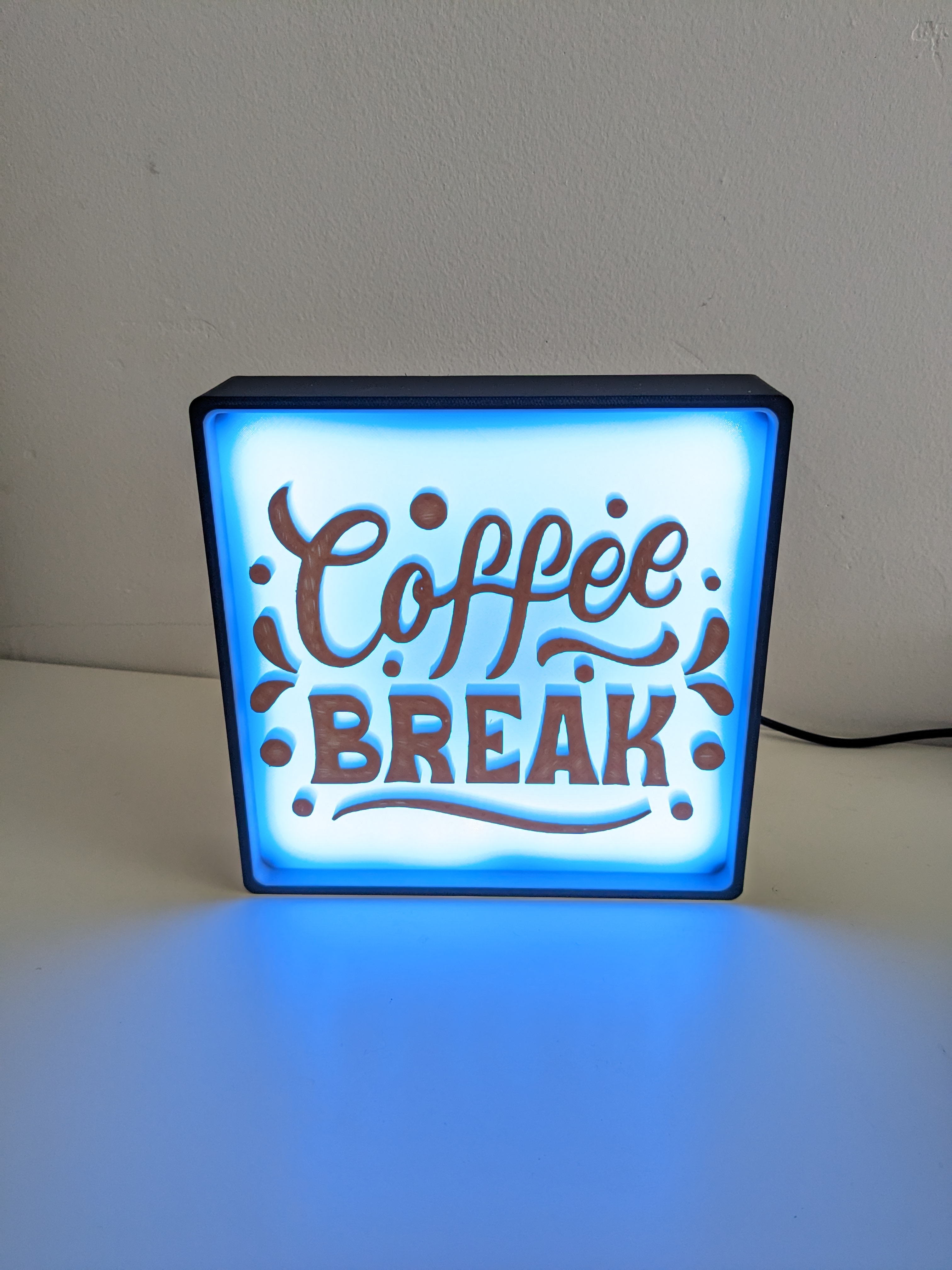 Box Lamp with Lens