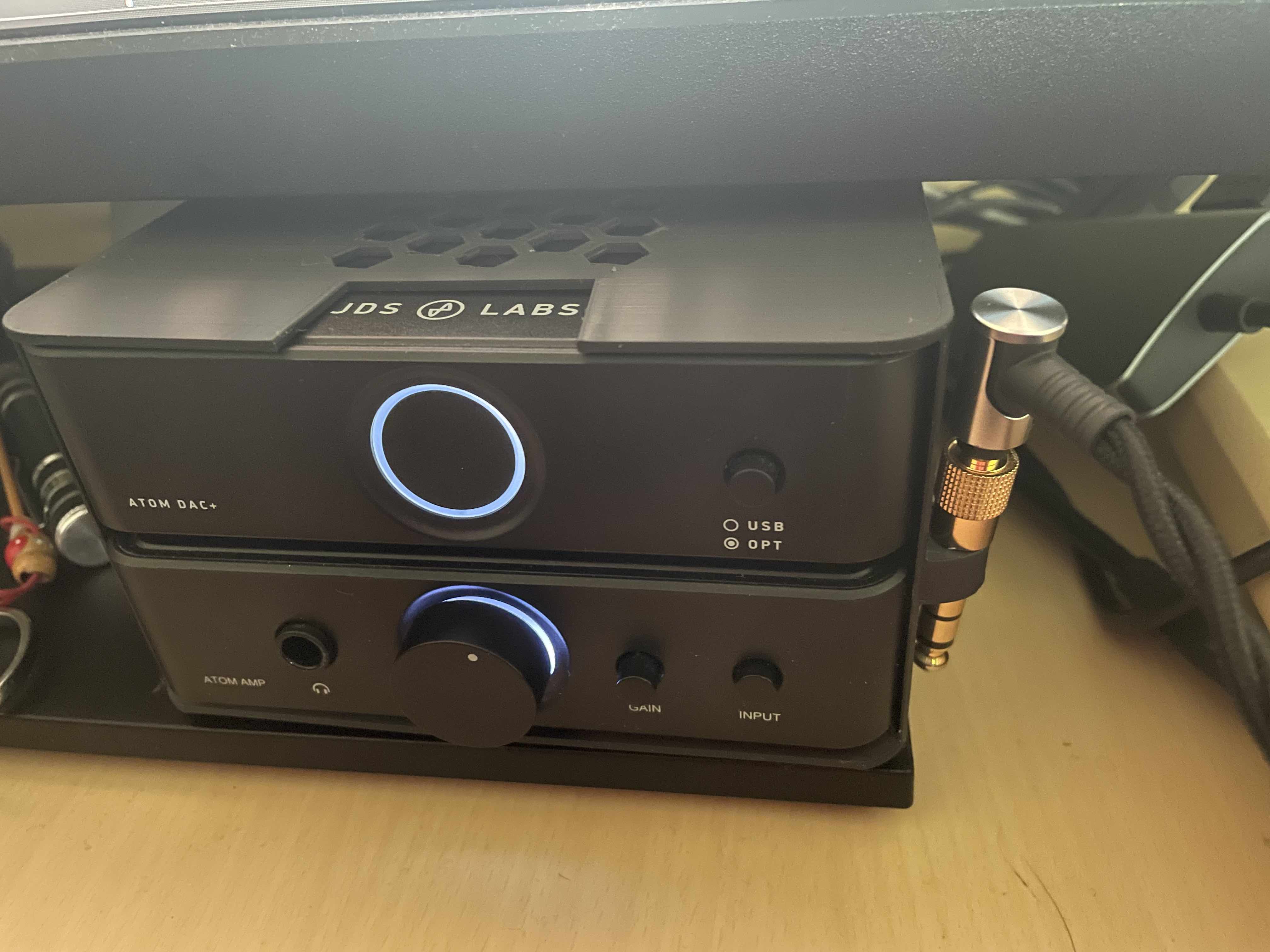 JDS Atom Stack case with quarter inch plug store slot