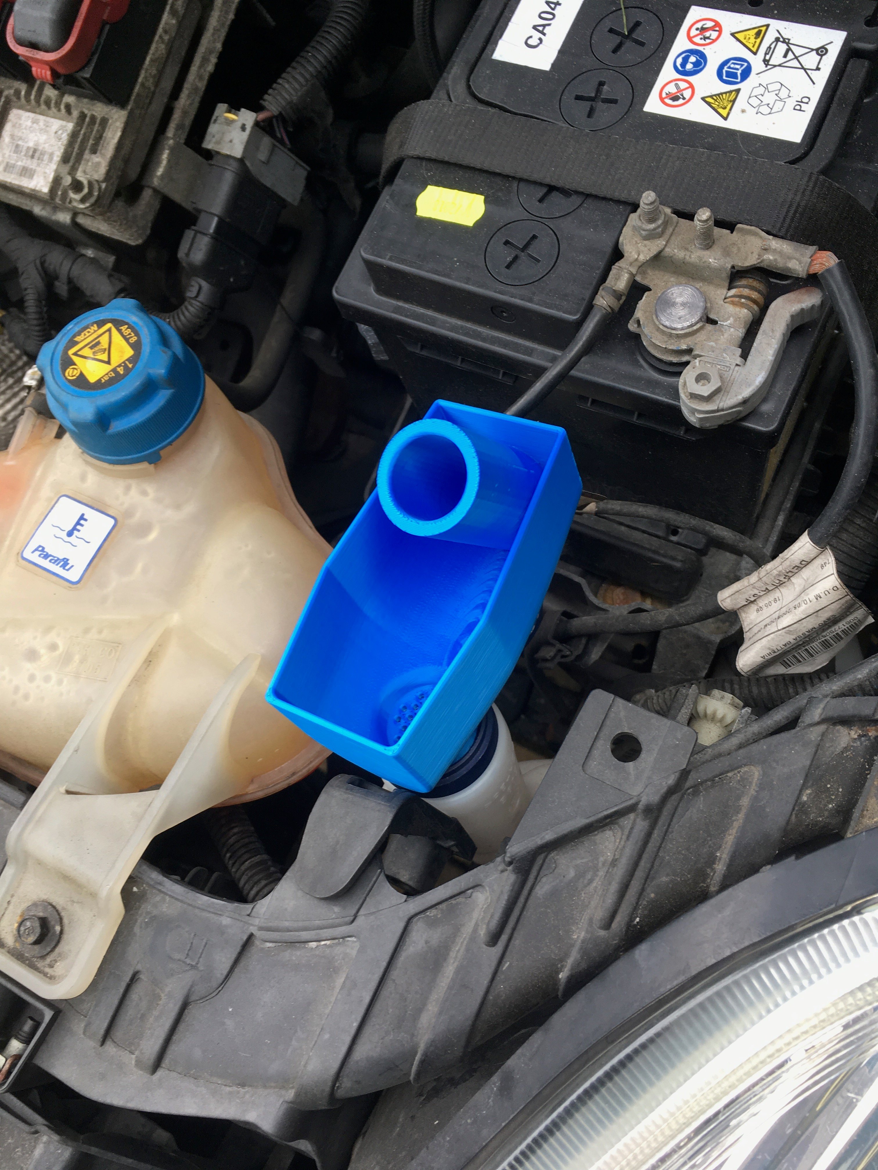 Funnel for windscreen washer