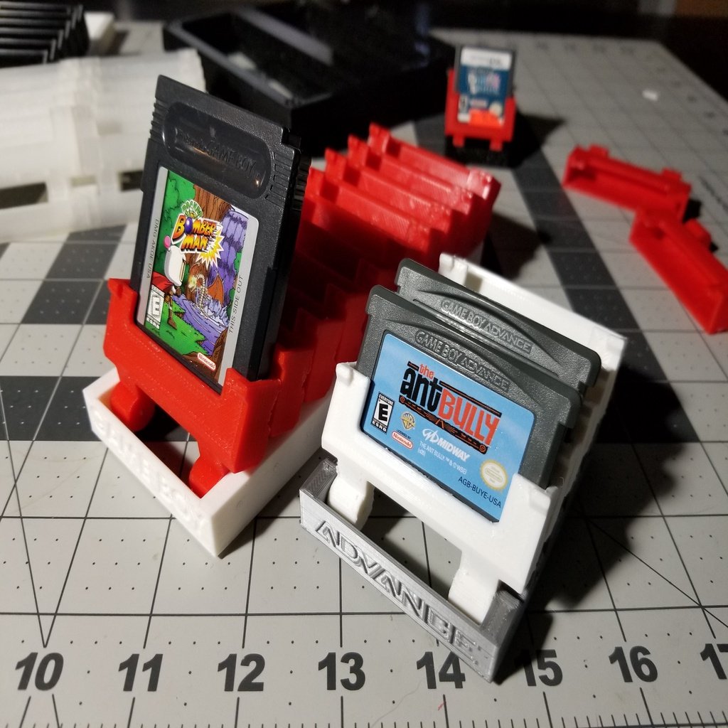Flip Forward Game Boy (+Advance) Cartridge Holders - Uses 1.75mm filament for hinge pins