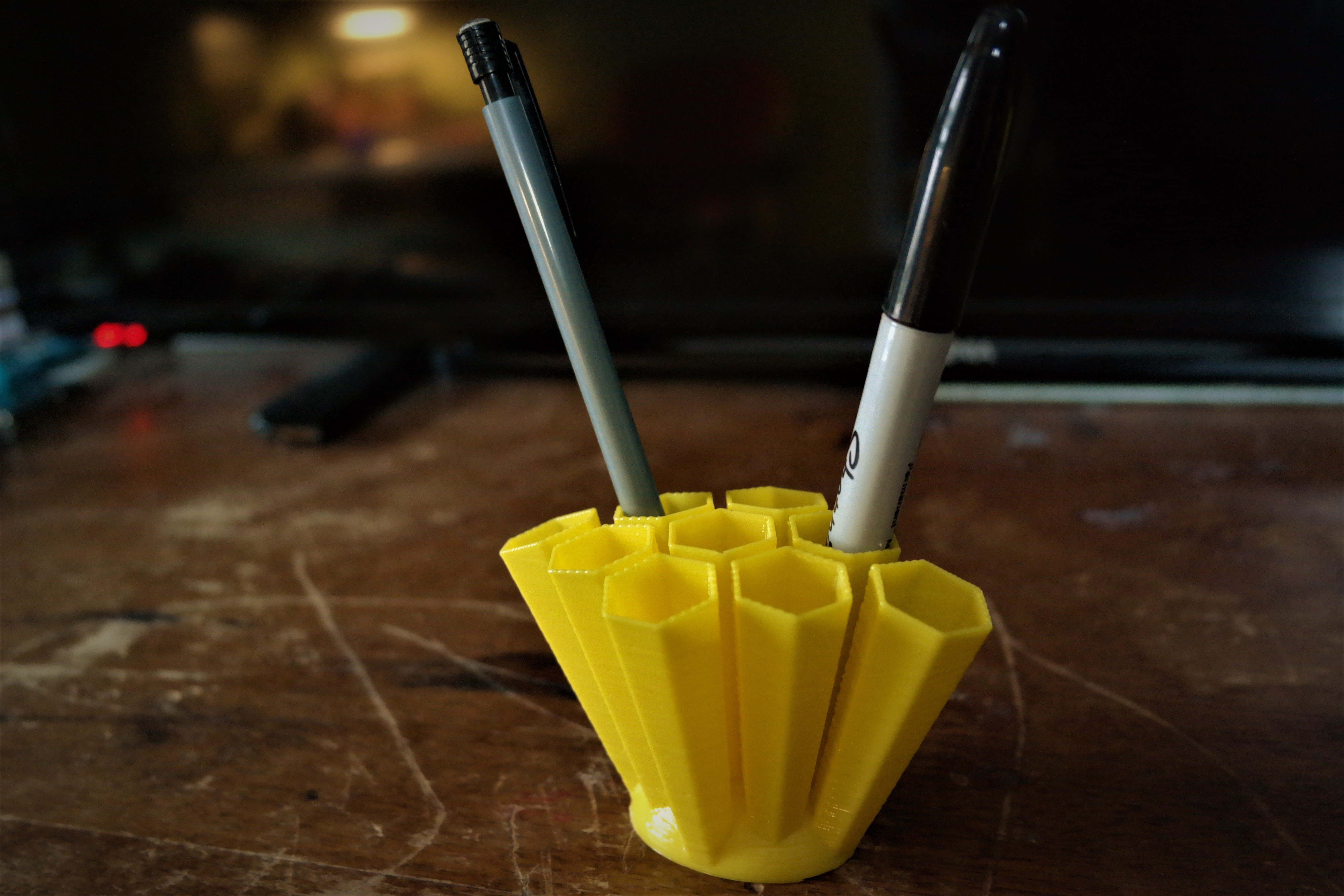 Hextrusion Desk Mate
