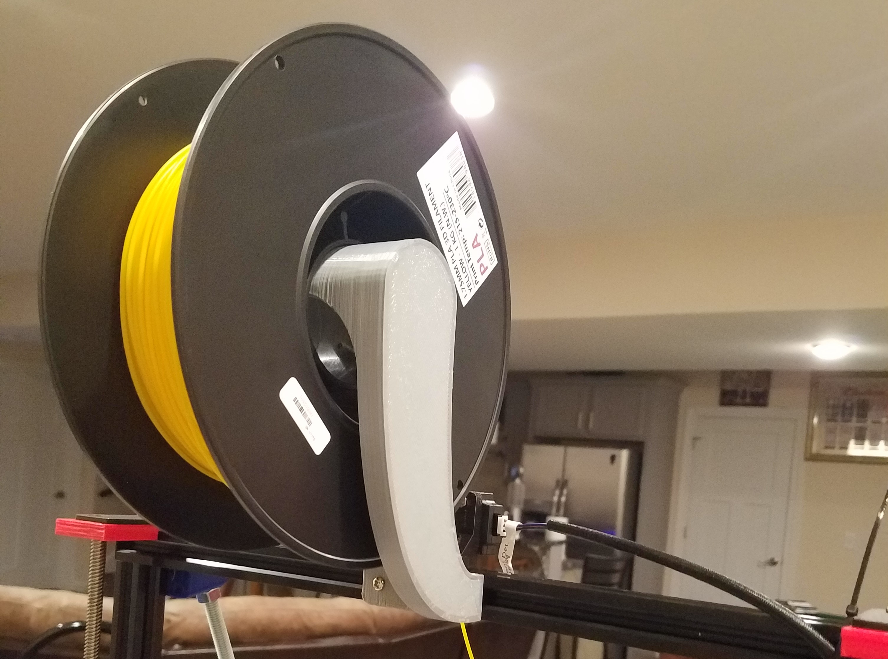 Side mount spool holder