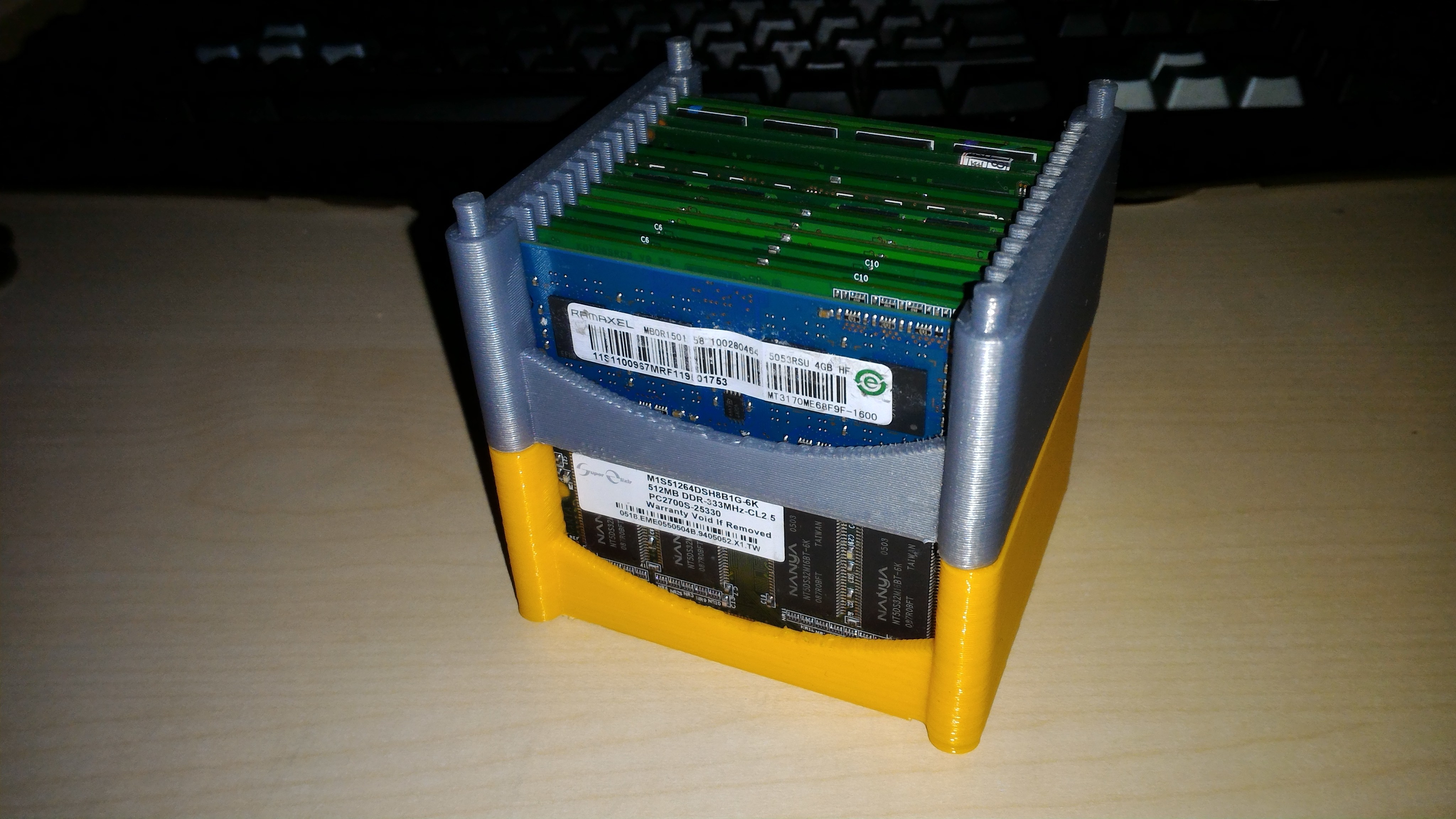 SO-DIMM laptop notebook memory ram organizer stackable