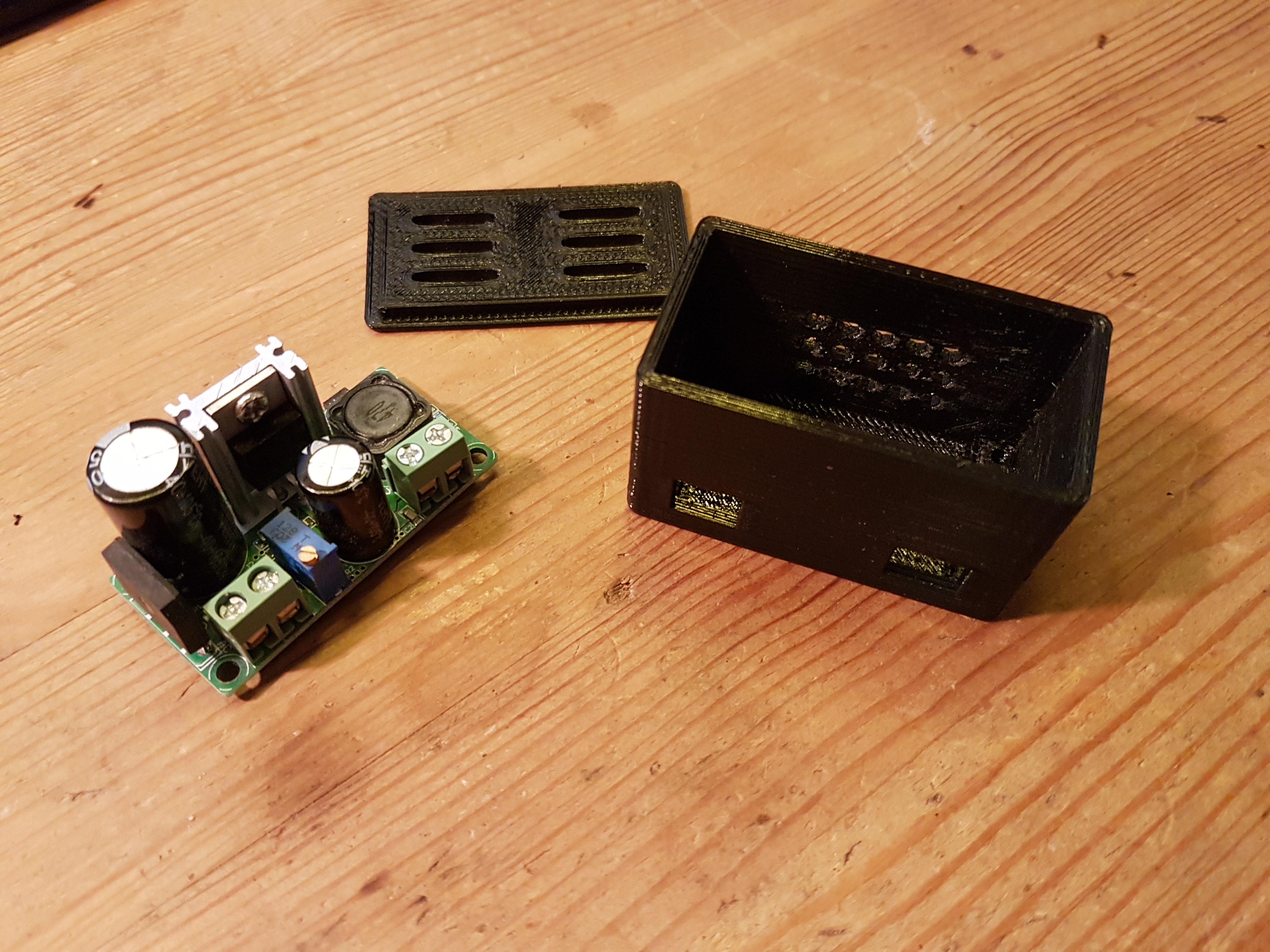 AC-DC buck Converter Housing (LM2596HV) -- AC-DC step down Konverter Gehäuse (LM2596HV)