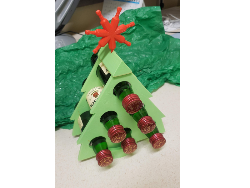 Mini-Bottle Christmas Tree